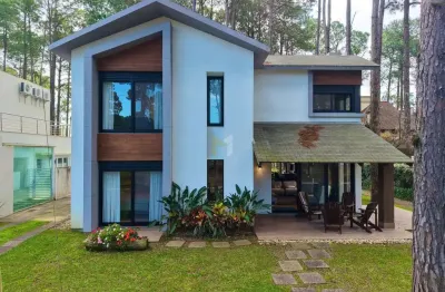 Casa em condomínio fechado com 3 quartos à venda na Avenida Central, 1501, Atlântida, Xangri-Lá