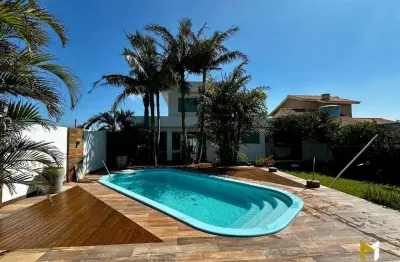 Casa com 4 quartos à venda na Rua Rio Uruguai, 117, Centro, Xangri-Lá