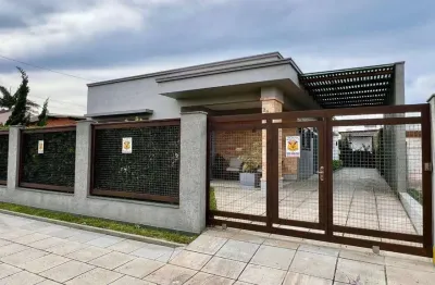 Casa com 4 quartos à venda na Rio Ibirapuitã, 2002, Centro, Xangri-Lá