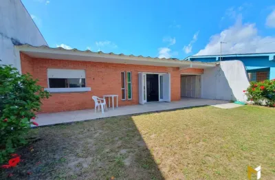 Casa com 2 quartos à venda na Begônias, 334, Noiva Do Mar, Xangri-Lá