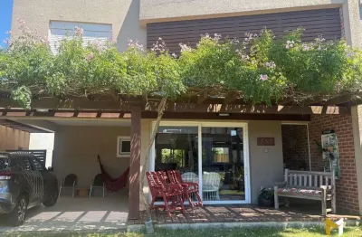 Sobrado 3 Dormitórios Com Terraço Condomínio Las Palmas Xangri-Lá