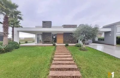 Casa de esquina mobiliada e decorada em condomínio Náutico Lagoa do Passo