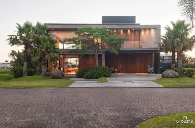 Casa em condomínio fechado com 5 quartos à venda na Rua Rio Jacuí, 1244, Centro, Xangri-Lá