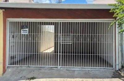 Casa para Venda em Salto, Jardim Marília, 2 dormitórios, 1 banheiro, 2 vagas