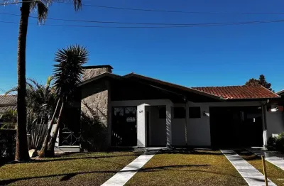 Casa térrea em condomínio fechado jardim verginia iv santa felicidade