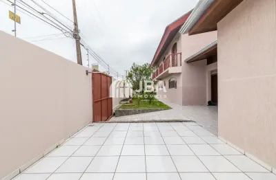 Casa espaçosa, com um quintal generoso, oferecendo conforto e a tranquilidade para sua família. imagine-se desfrutando de momentos inesquecíveis em um ambiente acolhedor e perfeito para criar lembranç