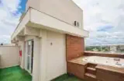 Cobertura Duplex dos Sonhos com Vista Panorâmica!  Viva o privilégio de morar no alto, com hidromassagem, vista deslumbrante e 2 vagas de garagem paralelas. Exclusividade, conforto e sofisticação em c