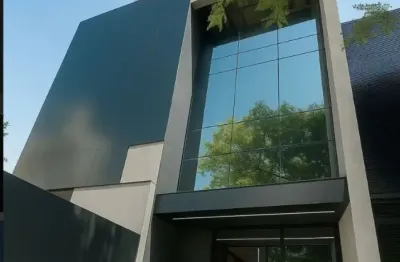 Localização privilegiada – ideal para morar ou investir com airbnb!