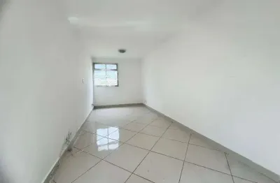 Imóvel para aluguel e venda com 56 metros quadrados com 2 quartos