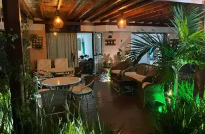 29/ vendo -linda casa triplex com 124m2 na orla de patamares, piscina privativa, em condomínio