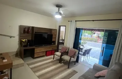 Oportunidade em stella maris a venda village 3/4 reformado com energia solar  suíte + suíte canadense 2 vagas cobertas  dependência completa varanda na suíte principal r$650.000