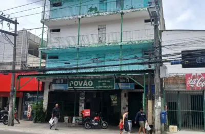 Alugo em pernambués, prédio comercial, com 30 salas, 7 vagas cobertas ,  rua excelente para comércio