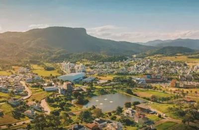Terreno à venda na Rua das Cambiúnas, 228, Pedra Branca, Palhoça