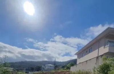 Terreno à venda na Rua João Norato Miguel, 1, São Sebastião, Palhoça