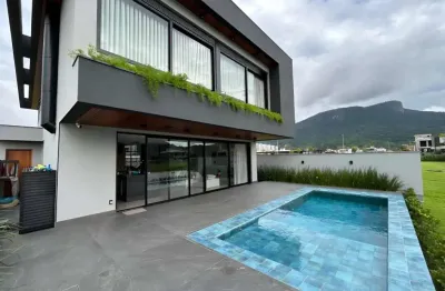Casa com 3 quartos à venda na Rua Lagoinha, 65, Pedra Branca, Palhoça