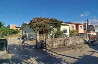 Casa com 3 quartos à venda na Rua dos Angicos, 1, Madri, Palhoça