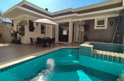 Casa com 4 quartos à venda na Rua das Cabreúvas, 427, Pedra Branca, Palhoça