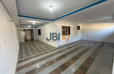 Casa residencial e comercial com3 quartos, sendo 2 suítes - passaré