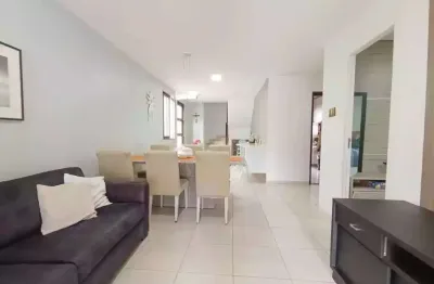 Casa com 3 quartos à venda na Rua Platina, Jardim dos Camargos, Barueri