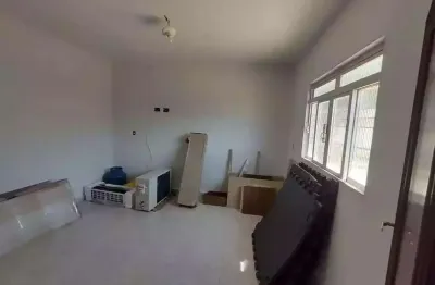 Casa com 3 quartos à venda na Rua Cavalcante, Jardim Tonato, Carapicuíba