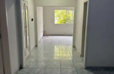 Casa com 3 quartos à venda na Rua das Hortências, Parque Assunção, Taboão da Serra