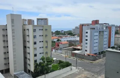 Apartamento para alugar na Praia do Futuro com três suítes e a duas quadras das barracas