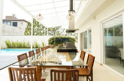 Condomínio villa lombarda - casa de alto padrão à venda em valinhos no condomínio villa lombarda