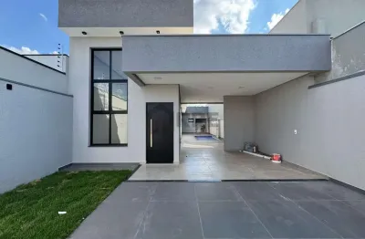 Casa com 3 quartos à venda, 118m² por R$740.000 - Jardim dos Lagos - Nova Odessa/SP