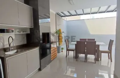 Casa com 3 quartos à venda, 130m² por R$723.000 - Parque Nova Carioba - Americana/SP