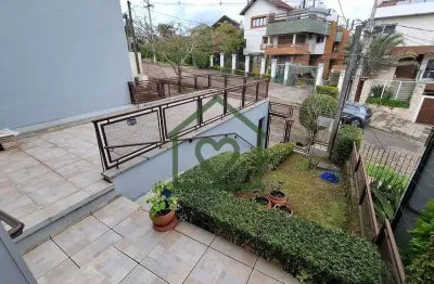 Casa com 3 quartos à venda na rua monte alverne, 56, chácara das pedras, porto alegre por r$ 850.000
