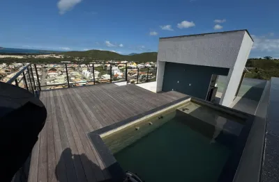 Mansão com uma vista de tirar o fôlego no condomínio dos passaros em cabo frio!!!