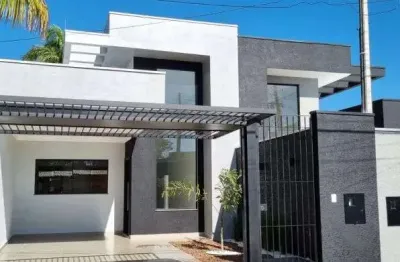 Casa com 3 quartos à venda na Rua Rio Amazonas, 110, Conjunto Residencial Paulino Carlos Filho, Maringá
