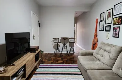 Apartamento reformado no centro de florianópolis – rua dos ilhéus