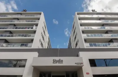 Lindo studio no centro de pelotas! finamente mobiliado, decorado e equipado e com excelente rendimento mensal