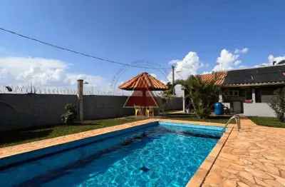 Chácara à venda com 2 dormitórios, 2 banheiros, área gourmet, piscina aquecida, pomar com frutífera