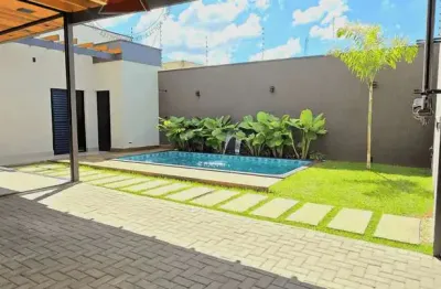 Casa à venda com, 3 dormitórios, 2 suíte, closet, 4 banheiros, piscina, churrasqueira, no bairro ja
