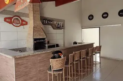 Casa à venda com, 3 Dormitórios, 1 Suíte, 2 Banheiros, Garagem Coberta Para 2 Carros, Churrasqueira