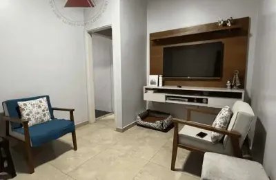 Casa à venda com, 3 Dormitórios, 2 Banheiros, Lavanderia, 2 Vagas de Garagem, Armários Planejados,