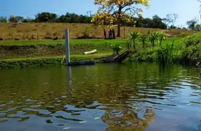 Terreno à venda na Zona Rural, Rio Manso 