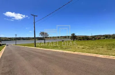 Terreno à venda na Riviera de Santa Cristina, Itaí 