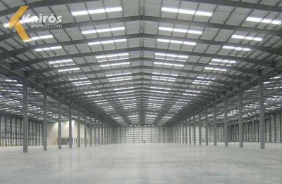 Galpão classe a com 2.200m² e pédireito de 12 metros. inf.: (61) 98300-2010