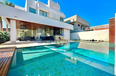 Alto padrão - casa à venda com 5 suítes - piscina, sauna e churrasqueira - condomínio com segurança e lazer - jardim acapulco, guarujá/sp