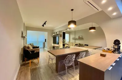 Perto da praia - apartamento à venda com 2 suítes - condomínio com lazer - 2 vagas - pitangueiras - guarujá/sp