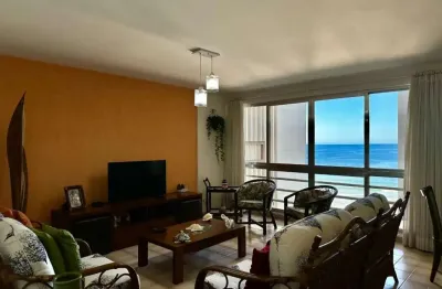 Frente ao mar apartamento na praia 3 dormitórios 1 suíte 1 vaga pitangueiras guarujá.