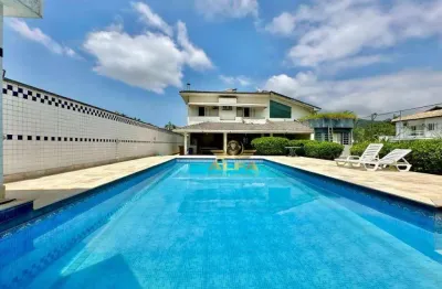 Casa com 5 suítes à venda, condomínio jardim acapulco, guarujá.