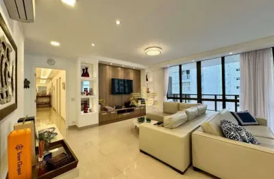 Perto do mar - apartamento com 5 quartos sendo 2 suítes, 2 vagas de garagem, praia das pitangueiras, guarujá.