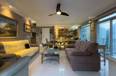 Reformado | vista mar | sacada | 3 dormitórios (1 suíte) com 1 dependência, 1 vaga, apartamento na praia das pitangueiras guarujá-sp