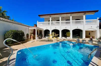 Casa à venda na praia da enseada | alfa imóveis guarujá