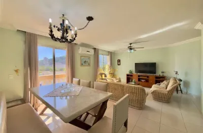 Apartamento reformado na praia das pitangueiras guarujá; 4 quartos; 1 suíte; 1 vaga; quadra do mar | alfa imóveis guarujá