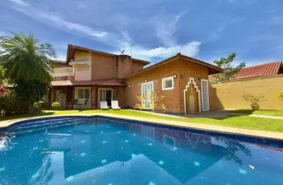 Casa à venda com piscina e espaço gourmet na praia da enseada – alfa imóveis guarujá